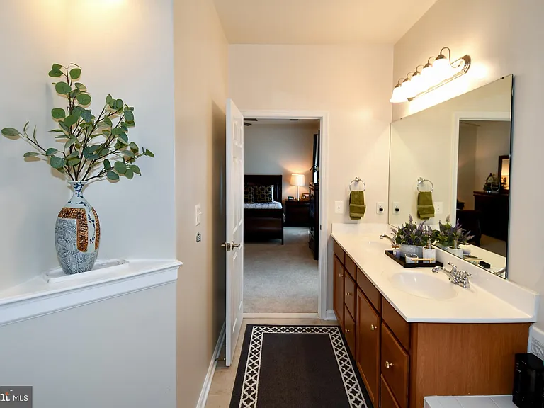 11830 Steeplebush Dr — Photo 31