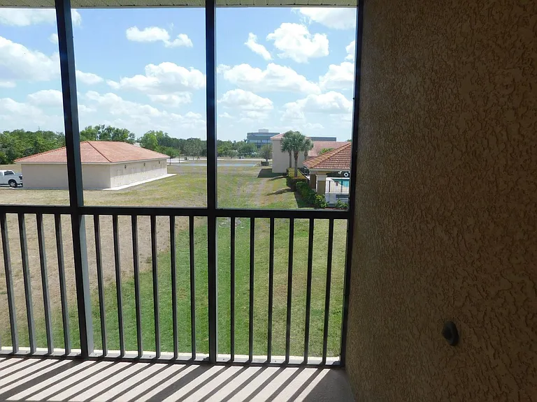 4175 Castilla Cir #203 — Photo 17