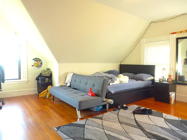 61 Beech Glen St #1 — Photo 10