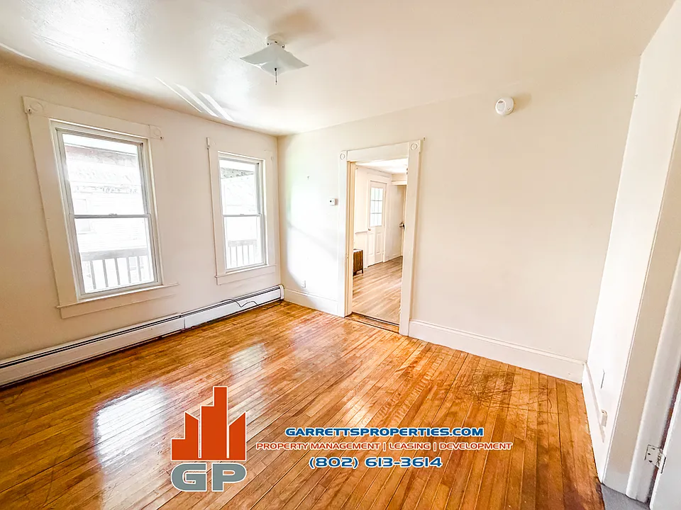 65 Pearl St #4
