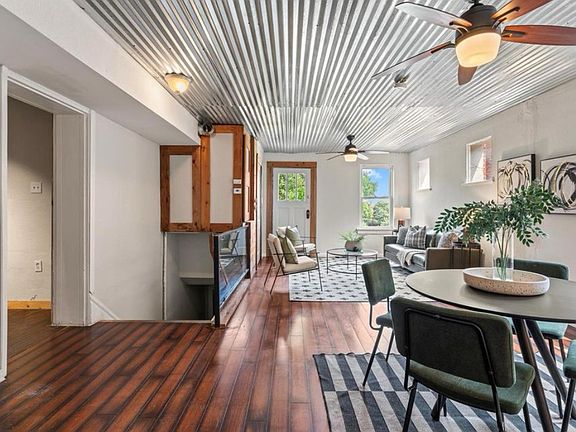 5th image of 3167 California Ave #2