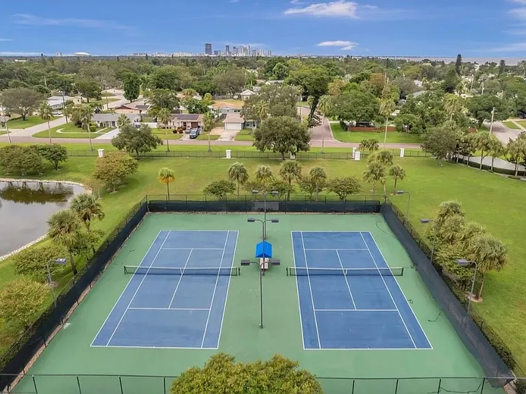5121 Coquina Key Dr SE #C — Photo 34