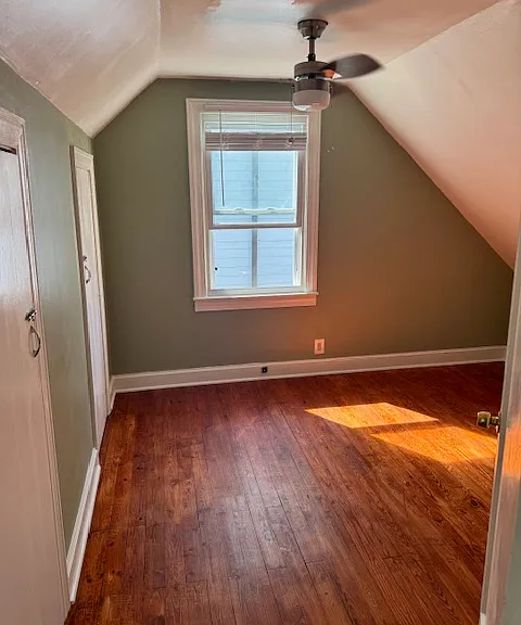 2517 W Heiman St #B — Photo 5