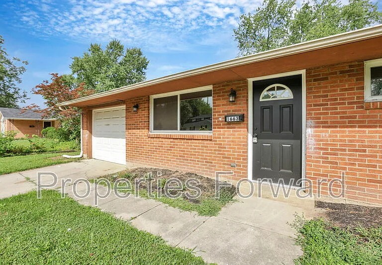 1663 Haft Dr — Photo 2