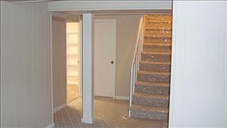 3rd image of 121 Burwood Pl