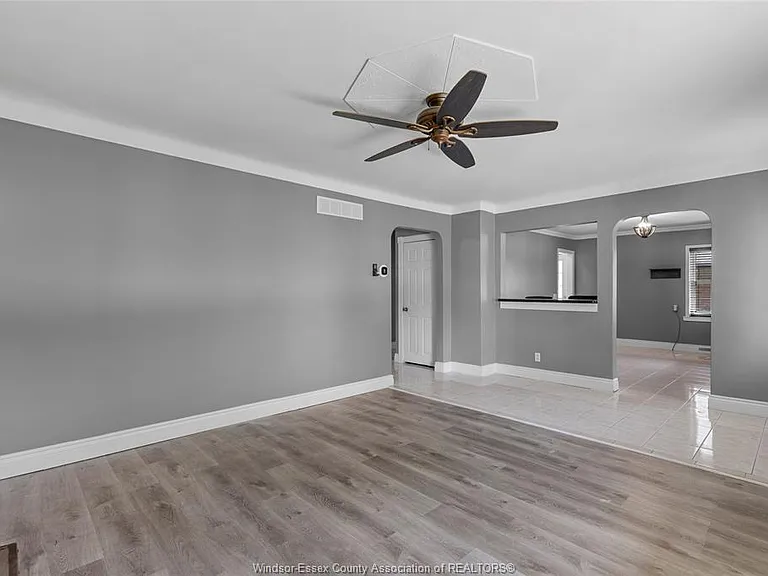 76 Texas Rd — Photo 6