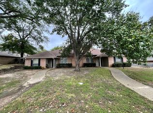 6118 Plantation Dr, Tyler, TX 75703
