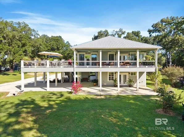 18818 James Rd, Gulf Shores, AL 36542