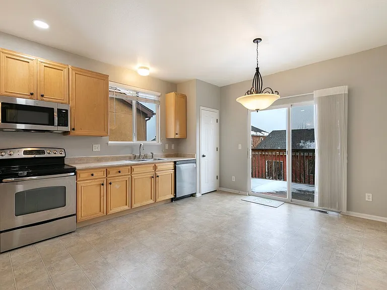 270 Avocet Loop — Photo 10