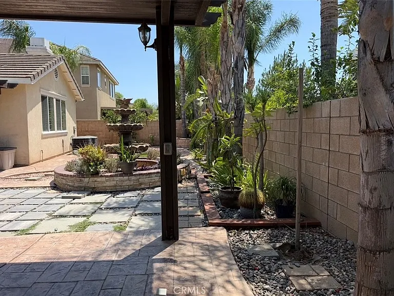 8359 Fiske Dr — Photo 21