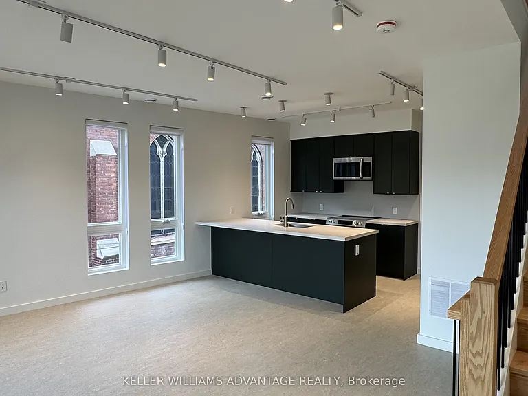 616 Delaware Ave N #D — Photo 3