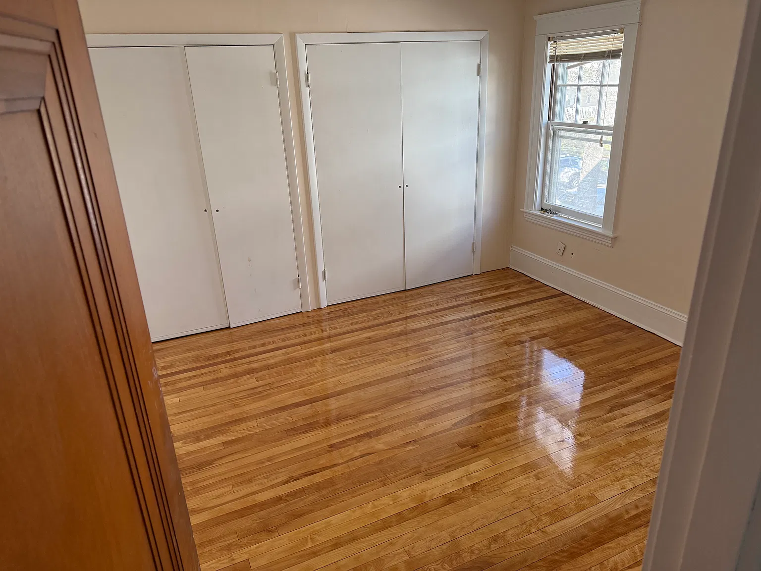3 bed, 1200 sqft, $2,800 — Photo 2