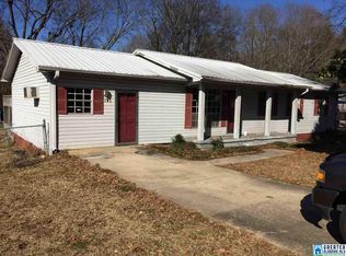 105 Winchester Dr, Bessemer, AL 35022