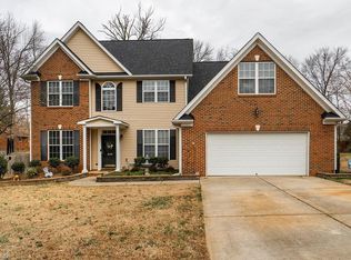 2525 Cambridge Rd, Burlington, NC 27215