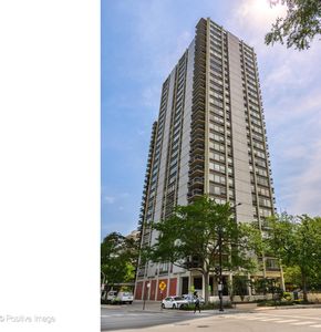 1360 N Sandburg Ter APT 2909, Chicago, IL, 60610