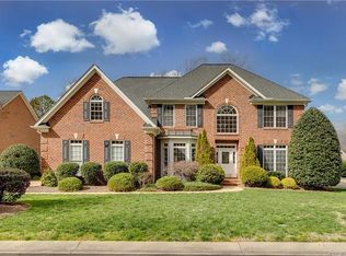 5425 Shoal Brook Ct, Charlotte, NC 28277