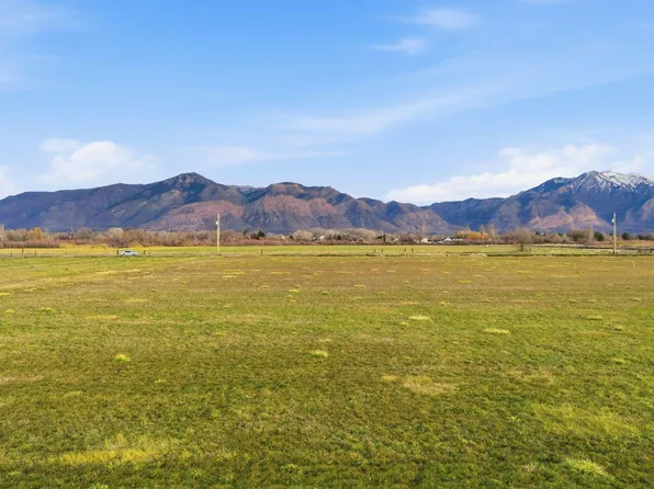 253 N 2800th St W, Ogden, UT 84404