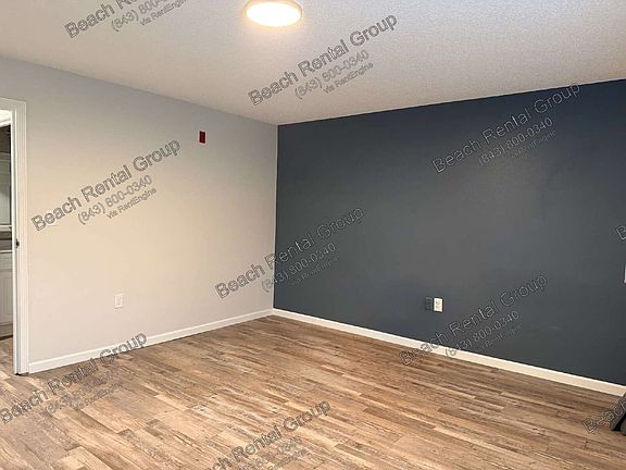 5th image of 117 W Perry Rd #210