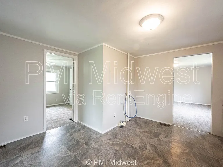 334 Ellis St — Photo 14