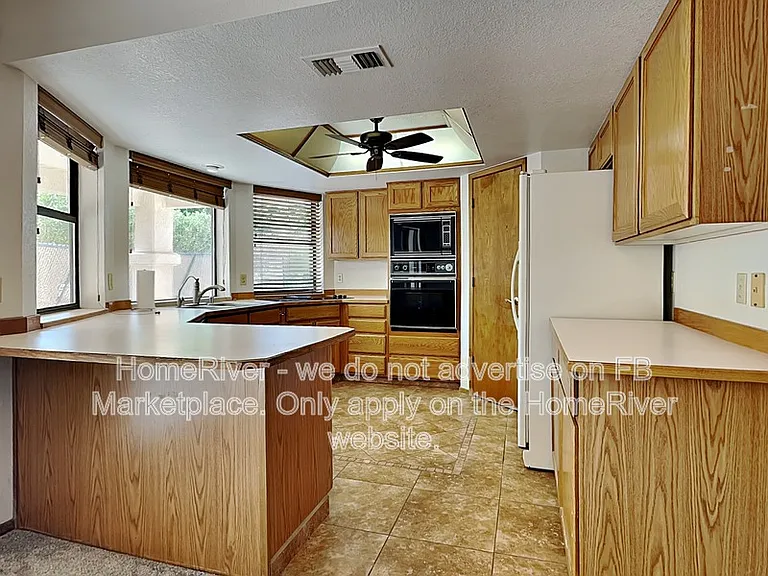 4024 Cherry Tree Way — Photo 18