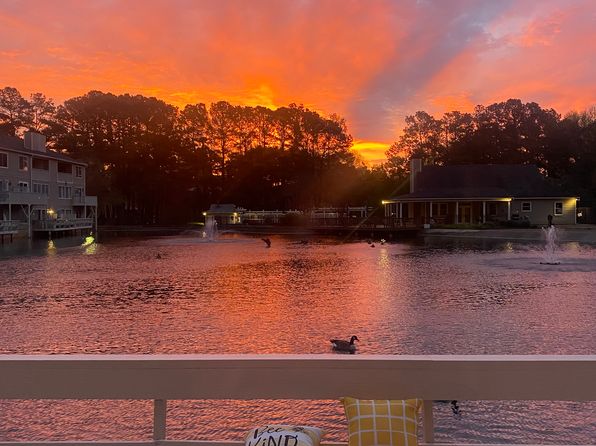 33 Lakes Edge Dr SE