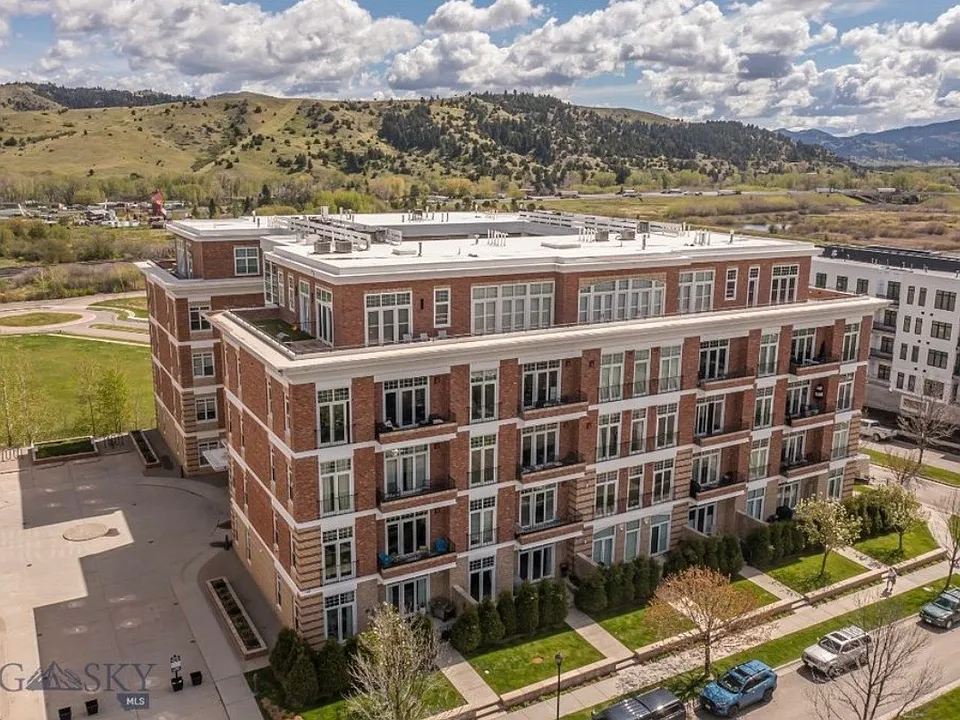 140 Village Crossing Way #3C
