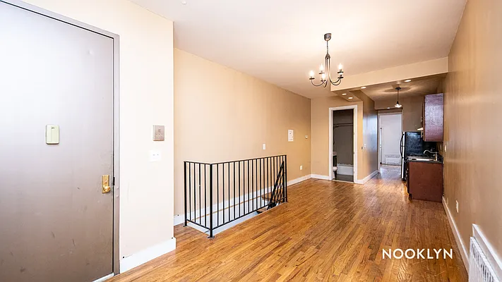 Rented by Nooklyn NYC LLC | media 31