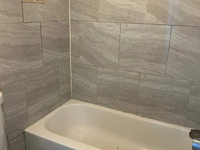 28 Renaissance Ln — Photo 12