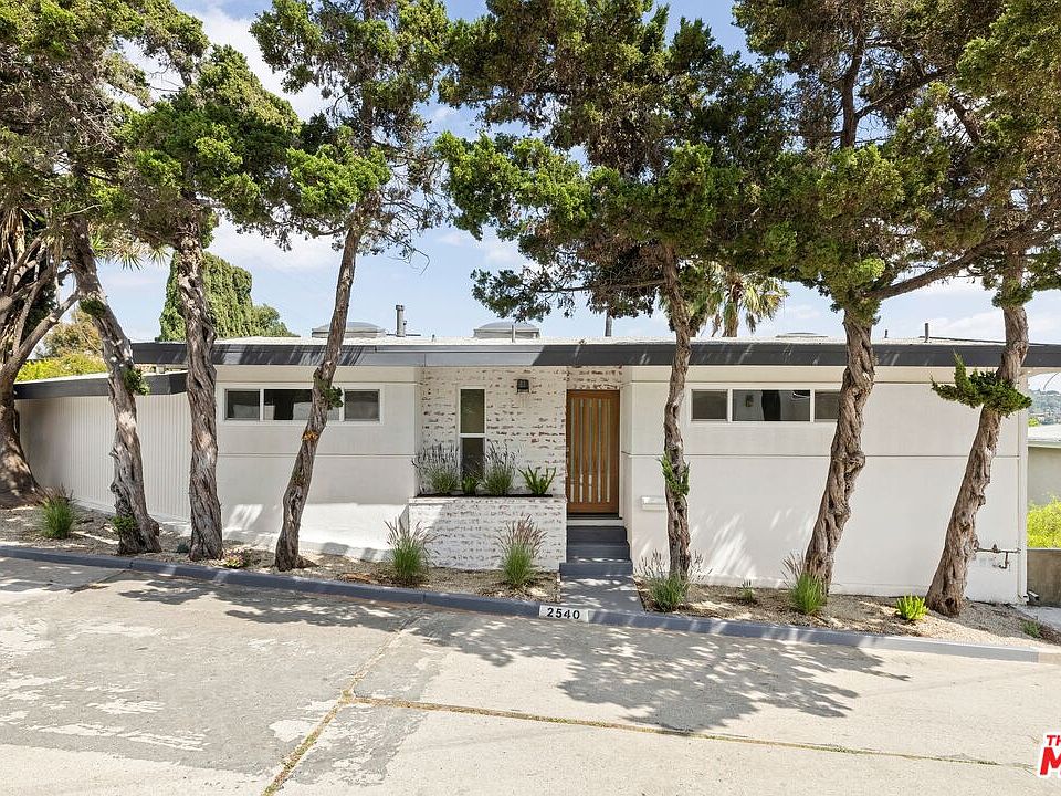 1st image of 2540 Hyler Ave