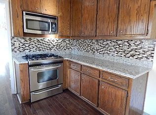 215 Stoneridge Way, Fayetteville, GA