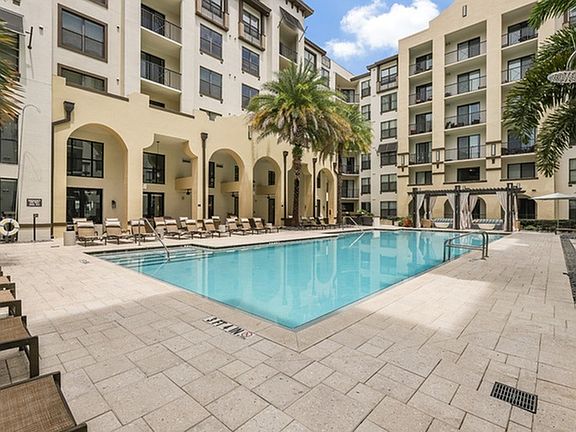 4th image of 4504 W Spruce St APT 159