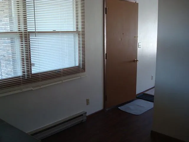 2214 Superior Ave — Photo 3