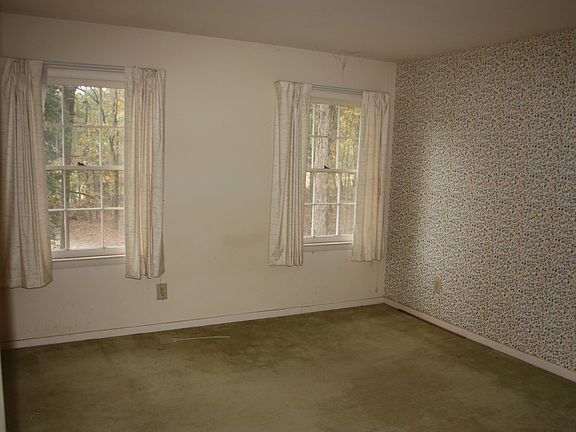 Upstairs bedroom