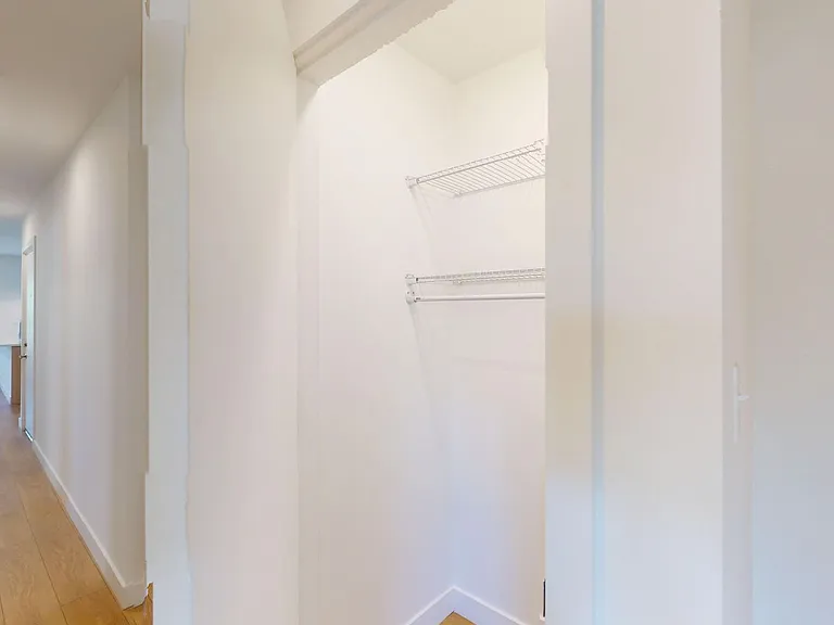 1515 E. 54th Street — Photo 75