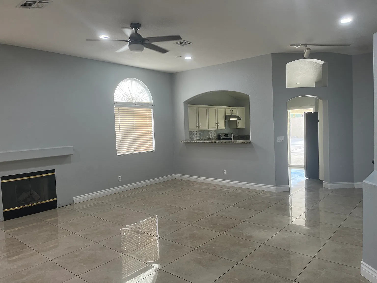 4423 Genella Way — Photo 4