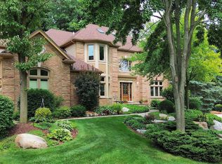 4395 Devonshire Dr, Troy, MI