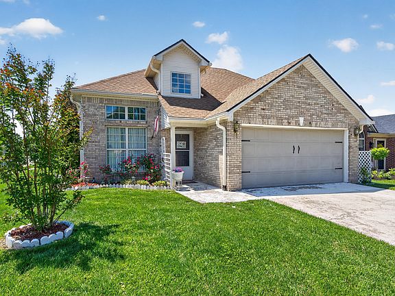 3rd image of 2700 Green Valley Ct