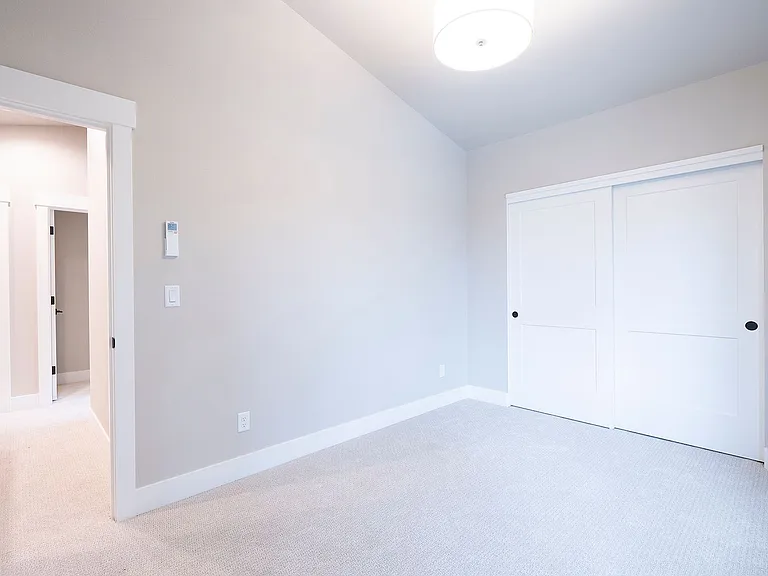 15893 SE Washington Ct — Photo 22