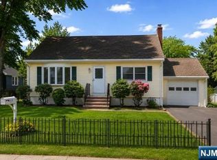 37 Linden Rd, Wayne, NJ 07470
