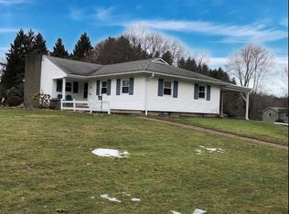911 Lincoln Ave, Grove City, PA 16127