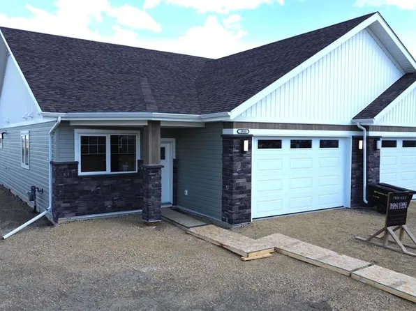 4940 S Beardsley Ave, Lacombe, AB T4L 0G4