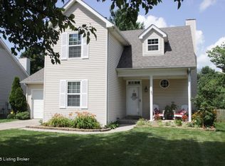 10921 Hollyview Ct, Louisville, KY 40299