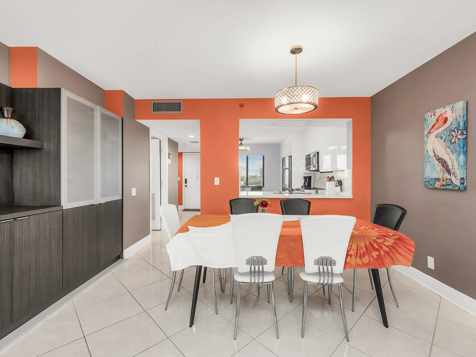 2 bed, 2.0 bath, 1230 sqft, $2,550 — Photo 4