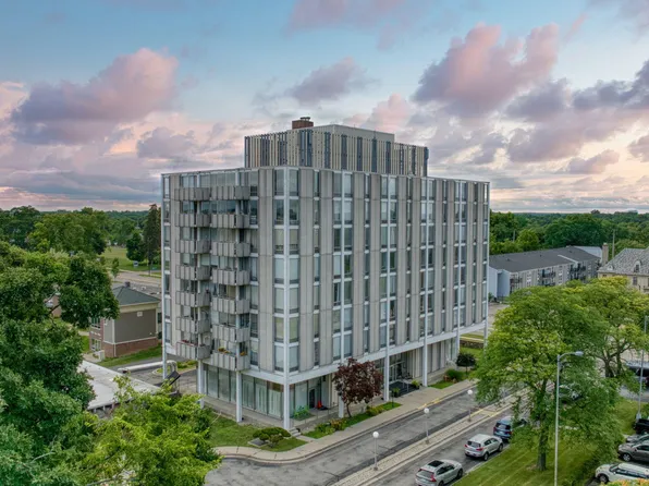 715 W Michigan Ave APT 809, Jackson, MI 49201