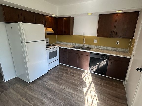 5th image of 505 Mountain Ridge Rd
