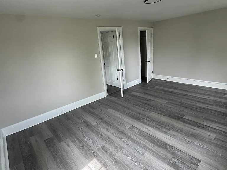 33 S Academy St — Photo 10