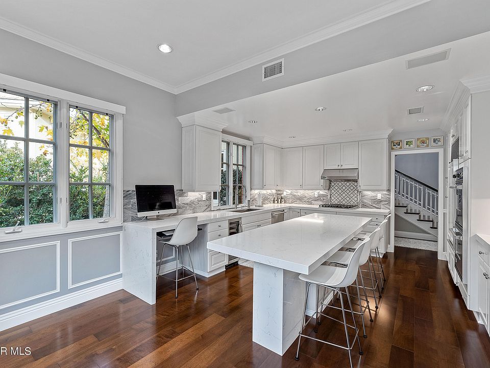 1st image of 2377 Crombie Ct