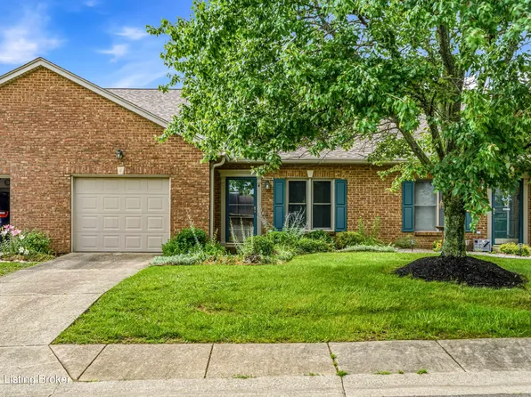 4 Trace Ln, Shelbyville, KY 40065