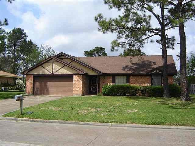 1st image of 3849 Blackberry Ln
