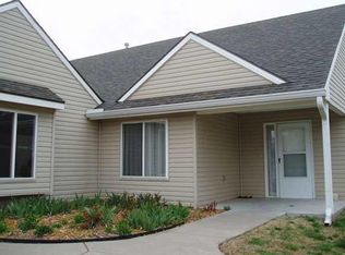 10 Chisholm Creek St, Wichita, KS 67220